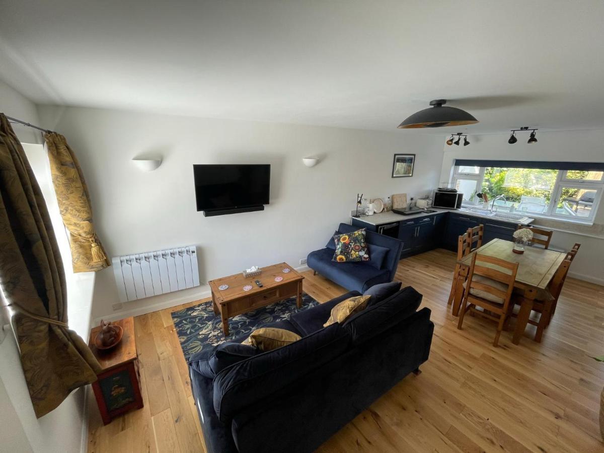Close To Sea And South Downs National Park - Sompting Екстер'єр фото